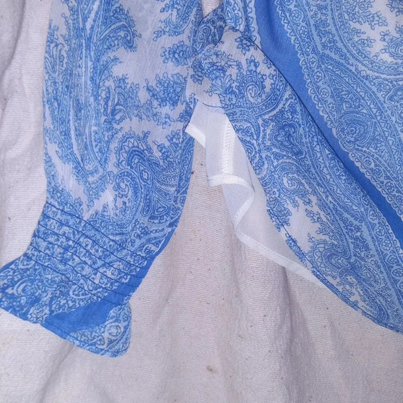 CUPCAKES AND CASHMERE small Boho top NWT - Picture 3 of 9